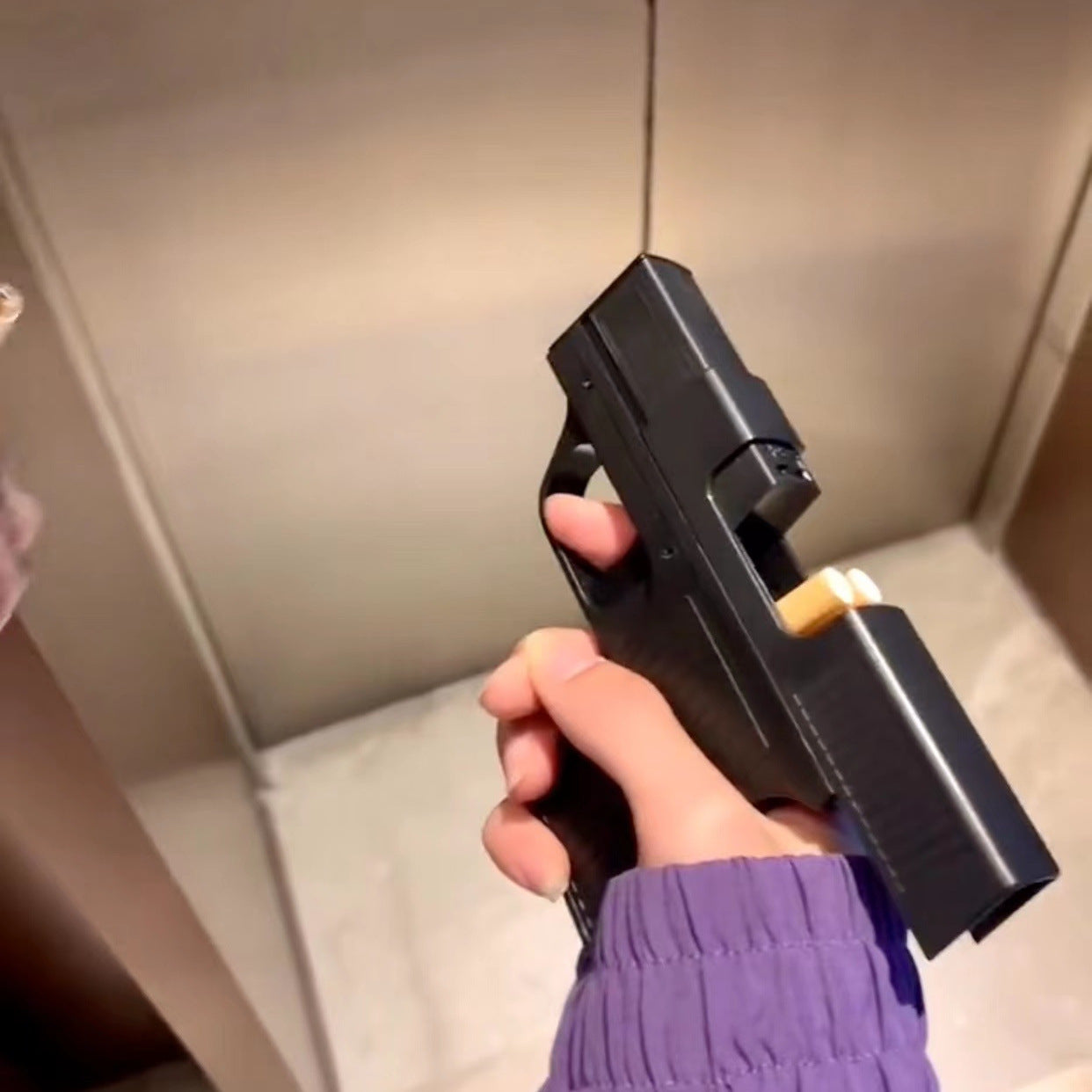 CIGARETTE STORAGE Jet Flame Lighter
