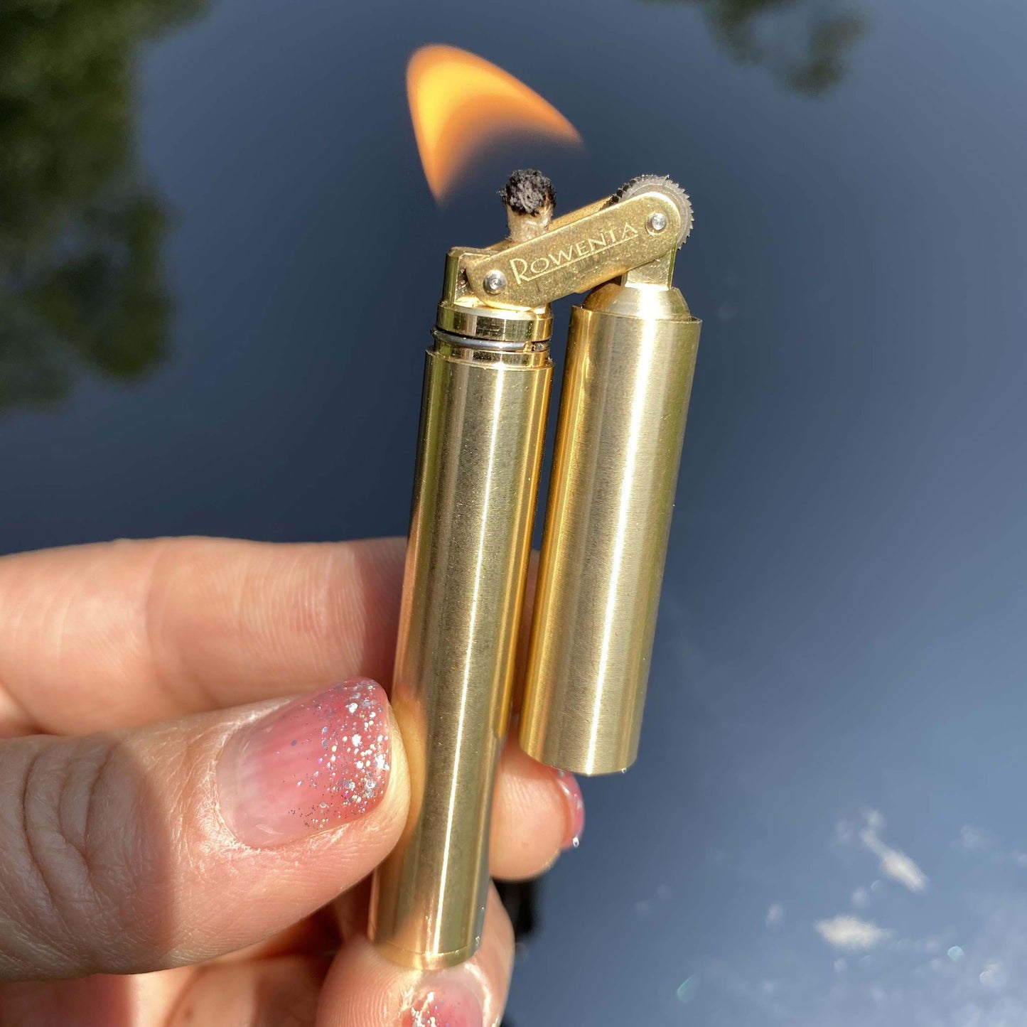 Nunchaku Lighter