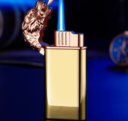 Tiger Flame - The Striking Tiger Lighter