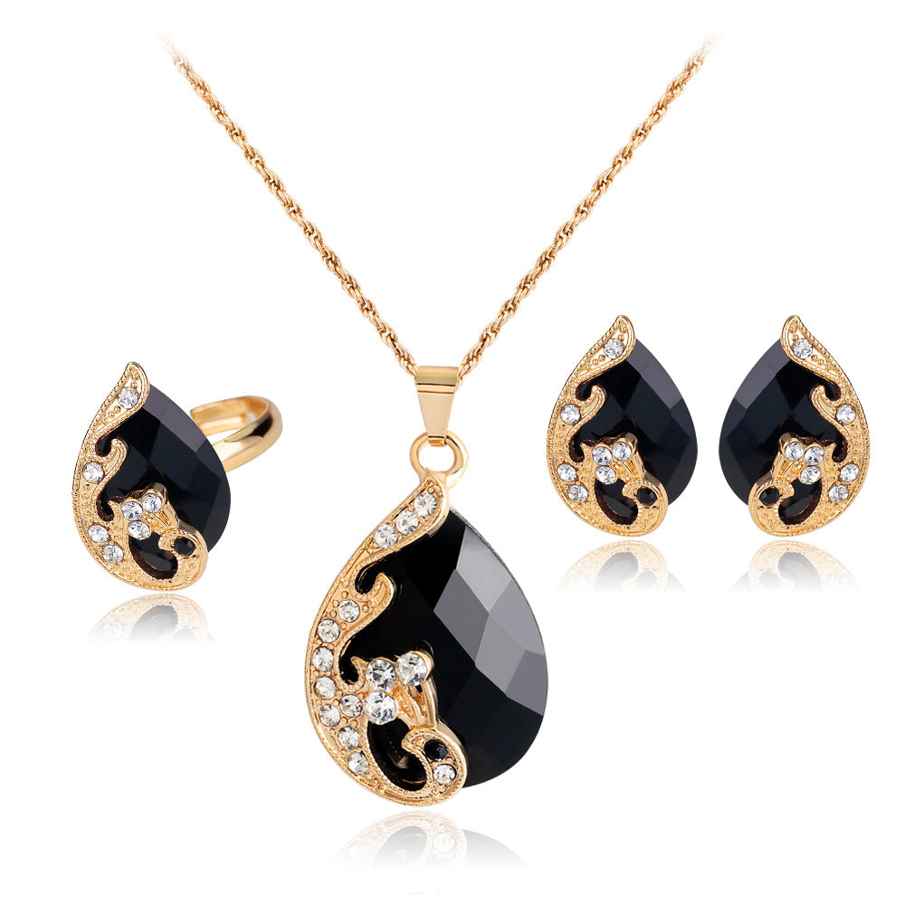 Exquisite Three-Piece Necklace Set