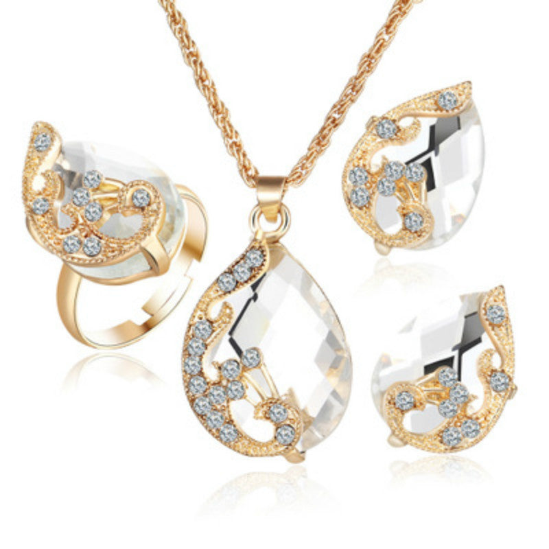 Enchanté Brilliance: Rhinestone Elegance Necklace Earrings Set